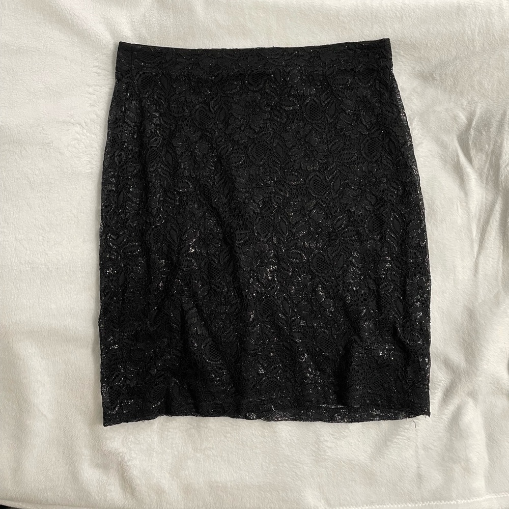 H&M Black Lined Lace Skirt Size Medium